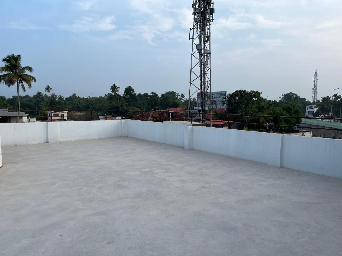 Solomon Apartments,Alappuzha Beach. Exterior foto