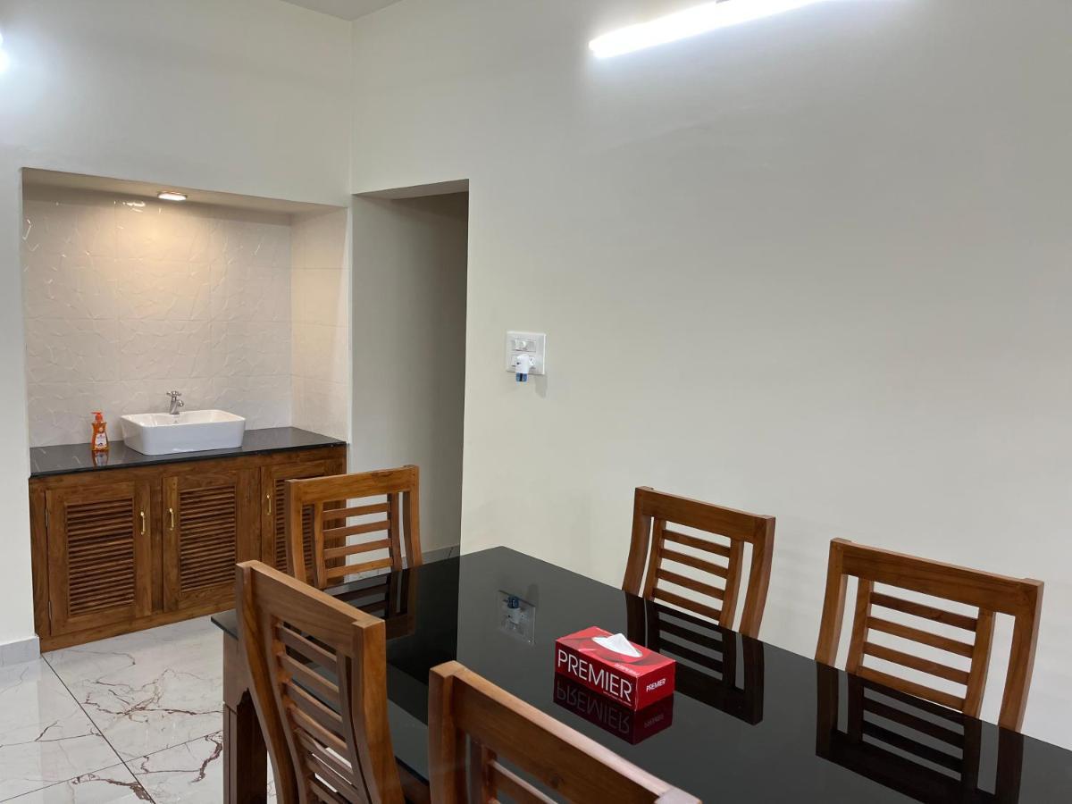 Solomon Apartments,Alappuzha Beach. Exterior foto